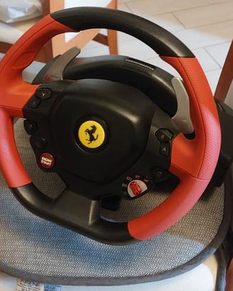 Volante e pedali Thrustmaster Ferrari 458 spider