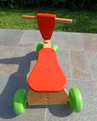triciclo in legno