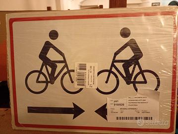 cartello stradale biciclette 