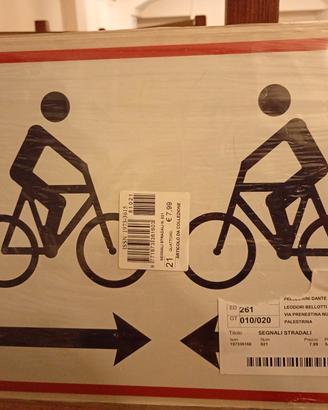 cartello stradale biciclette 