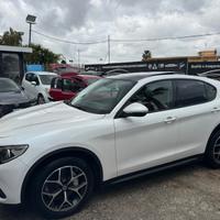 ALFA ROMEO STELVIO Q4 210CV SUPER CARTIER