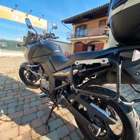 Enduro stradale Suzuki V-strom DL 650