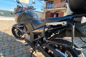 Enduro stradale Suzuki V-strom DL 650