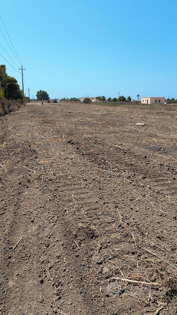 oggetto Terreno edificabile a scopo commerciale - Vista 4