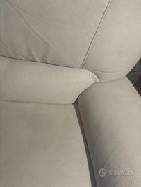 Divano 2 posti eco pelle colore beige scuro