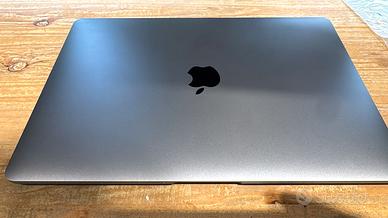 MacBook Air 13″ M1, RAM 8GB, SSD 512GB,, Ex-Demo