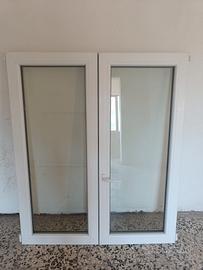 serramento / finestra in pvc bianchi doppio vetro