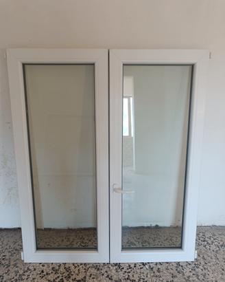 serramento / finestra in pvc bianchi doppio vetro