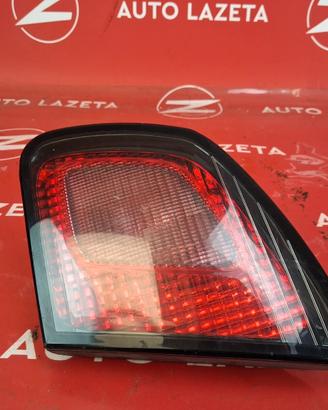 FANALE POSTERIORE DESTRO Nissan Primera Codice 890