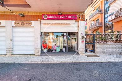 Immobile di 75 m² a Roma