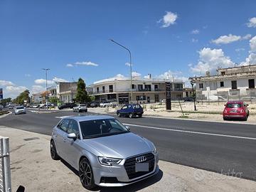 audi A3 2.0 stronik  5 porte sportbaak i