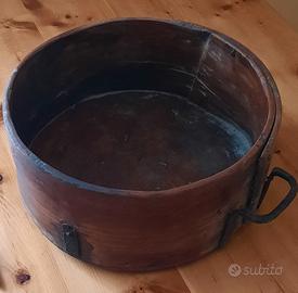 Antico mastello originale per Fontina