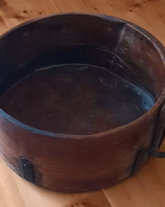 Antico mastello originale per Fontina