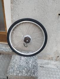 Ruota 26" con motore