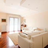 4 LOCALI A PORTO SAN GIORGIO