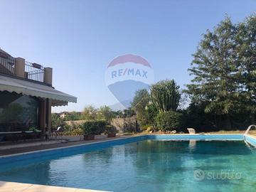 Villa singola - Sant'Agata li Battiati