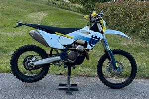HUSQVARNA FE 250 4T 2024 enduro