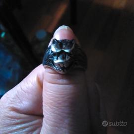 anello acciaio inox unisex con testa di lupo