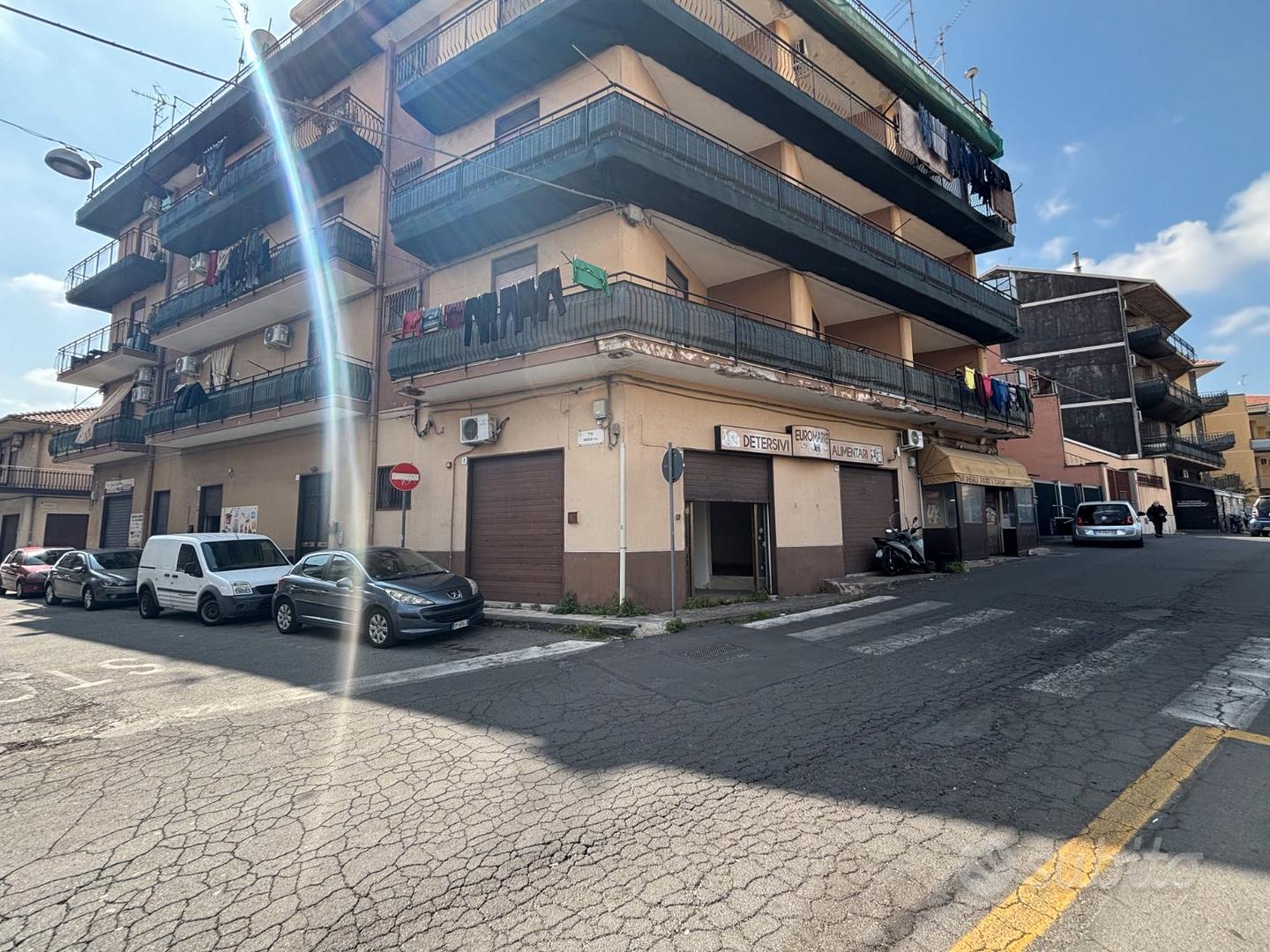 DUE BOTTEGHE ADIACENTI 140 mq MISTERBIANCO - Vista 3