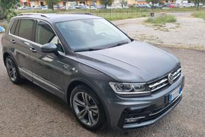 Volkswagen Tiguan R line 2.0 TDI 150 cv Dsg