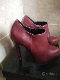 Scarpa/stivaletto donna n.37
