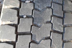 Pneumatici 265/70/R19,5