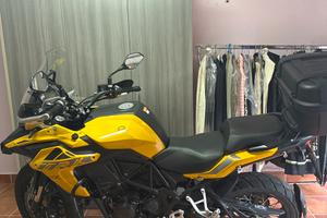 Moto benelli trk 502 x