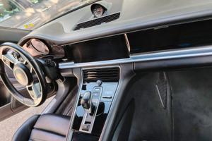 porsche panamera 4s