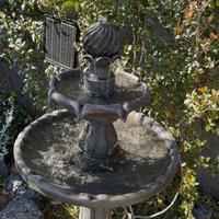 Fontana  solare da giardino