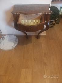 Coppia di comodini stile Inglese