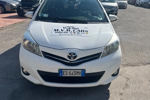Toyota Yaris 1.0 5 porte Lounge