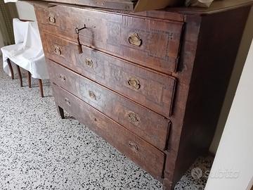 cassettone antico in radica