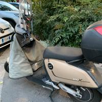 Scooter Elettrico Super Soco Dorato