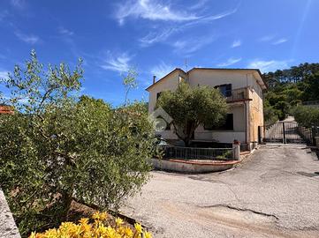CASA INDIPENDENTE A GUALDO TADINO