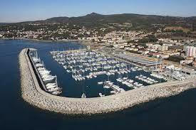 Posto Barca 13 m con posto auto Cala De' Medici