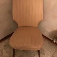 Armadio, comò e 2 poltroncine