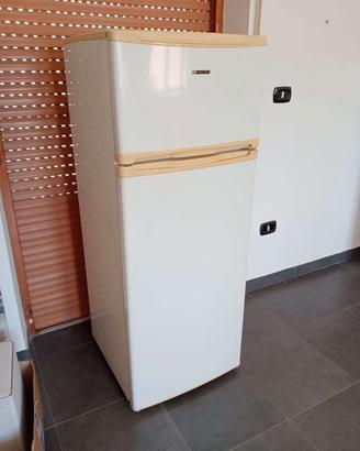 Frigorifero Hightec