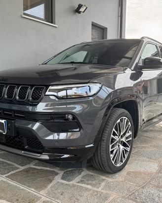 Jeep Compass 1.5 turbo t4 mhev Summit 2wd 130cv dc