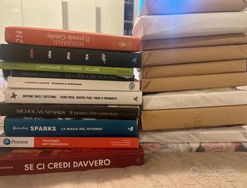 Lotto di 20 libri