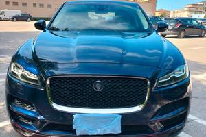 Jaguar F. Pace 2.0 benzina. i4  awd. 250cv.