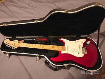 fender Stratocaster Candy Apple Red 2012