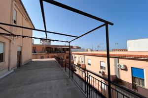 4 Vani con Ampio Terrazzo Pressi Oreto/Stazione