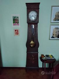 Orologio pendola a terra