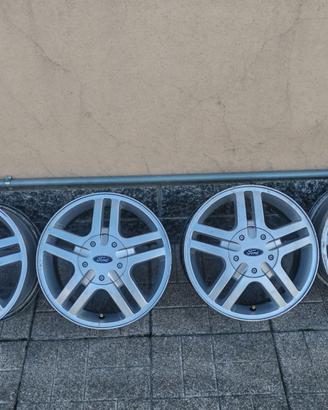 4 cerchi Ford