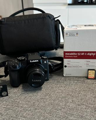 Panasonic DMC G7 + Lente Lumix 14-42 + Flash