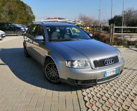 AUDI A4 2ª serie - 2003