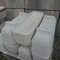 fioriere in cemento e graniglia  