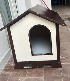 Cuccia in legno marino