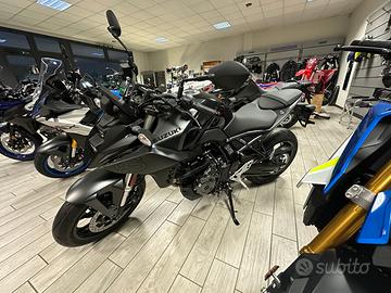 Suzuki GSX-8S KM 0