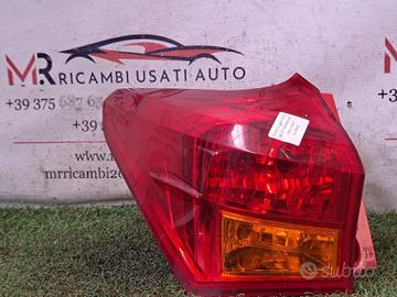 STOP FANALE POSTERIORE SINISTRO TOYOTA Auris Stati